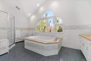 306 Southdown Rd, Lloyd Harbor, NY 11743 - Photo 33