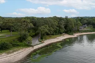 306 Southdown Rd, Lloyd Harbor, NY 11743 - Photo 43