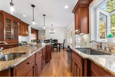 306 Southdown Road, Lloyd Harbor, NY 11743 - Photo 13