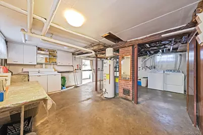 36 Frost Pond Road, Glen Cove, NY 11542 - Photo 37