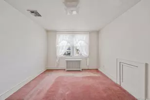 36 Frost Pond Rd, Glen Cove, NY 11542 - Photo 33