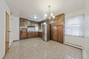 36 Frost Pond Rd, Glen Cove, NY 11542 - Photo 23