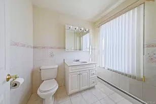 36 Frost Pond Rd, Glen Cove, NY 11542 - Photo 15