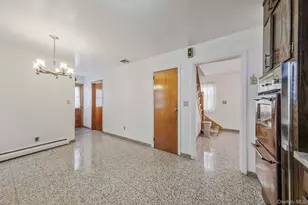 36 Frost Pond Rd, Glen Cove, NY 11542 - Photo 25