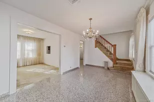 36 Frost Pond Rd, Glen Cove, NY 11542 - Photo 17