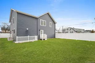 199 N Elm St, Massapequa, NY 11758 - Photo 3