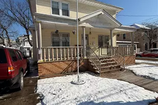 90-21 189th St, Hollis, NY 11423 - Photo 3