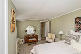 191 Euston Rd S, Garden City South, NY 11530 - Photo 19