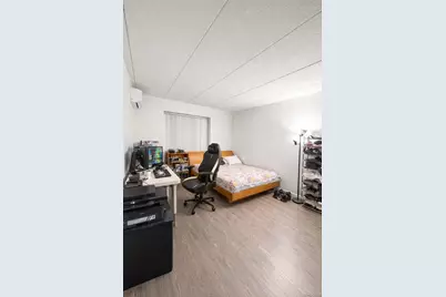 143-50 Barclay Avenue #4th FL, Flushing, NY 11355 - Photo 3