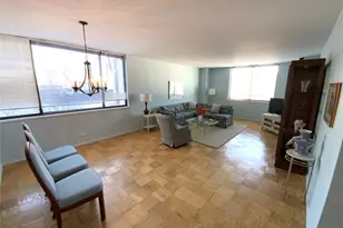 271-10 Grand Central Pkwy, Floral Park, NY 11005 - Photo 5