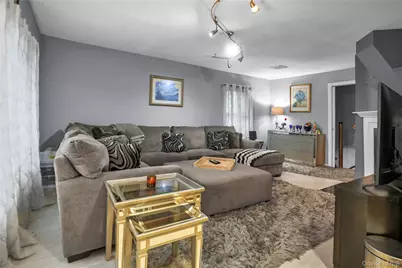 1763 E Berkshire Road, Merrick, NY 11566 - Photo 5