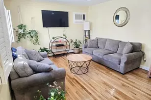 6 E Kissimee Rd, Lindenhurst, NY 11757 - Photo 3