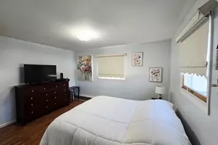 6 E Kissimee Rd, Lindenhurst, NY 11757 - Photo 11