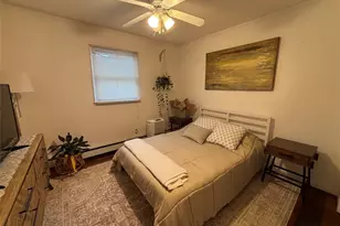 6 E Kissimee Rd, Lindenhurst, NY 11757 - Photo 11