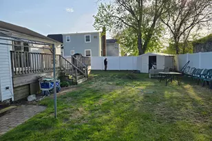 6 E Kissimee Rd, Lindenhurst, NY 11757 - Photo 17