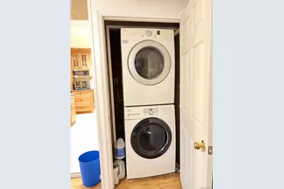 1454 Illinois Avenue, Bay Shore, NY 11706 - Photo 15