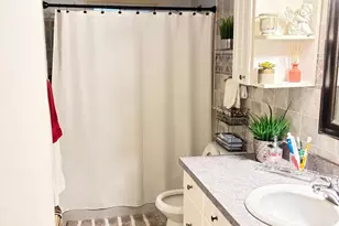 1454 Illinois Ave, Bay Shore, NY 11706 - Photo 23