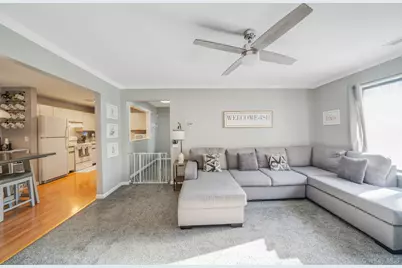 852 Skyline Drive, Coram, NY 11727 - Photo 5