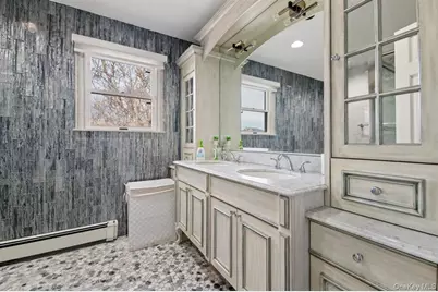 16 Valley Lane N, Woodmere, NY 11581 - Photo 25