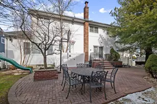 16 Valley Ln N, Woodmere, NY 11581 - Photo 35