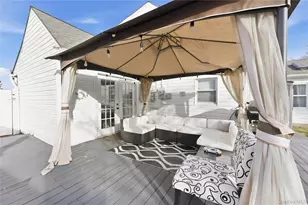 54 Morning Glory Rd, Levittown, NY 11756 - Photo 15