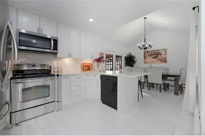 54 Morning Glory Road, Levittown, NY 11756 - Photo 7