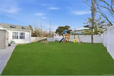 54 Morning Glory Road, Levittown, NY 11756 - Photo 17