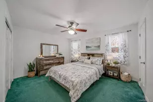 7 Poinsetta Ave, Middle Island, NY 11953 - Photo 9