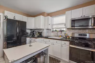 89-13 213th St, Queens Village, NY 11427 - Photo 9