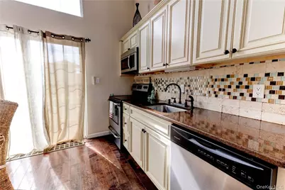 67 Vermont Street, Long Beach, NY 11561 - Photo 11