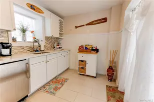 67 Vermont St, Long Beach, NY 11561 - Photo 25