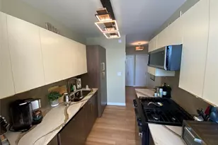 269-10 Grand Central Pkwy, Floral Park, NY 11005 - Photo 15