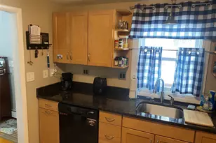 34 Ambassador Ln, Newburgh, NY 12550 - Photo 11