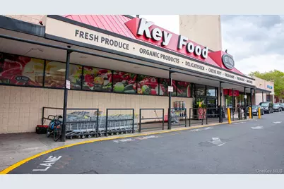 141-37 Union Turnpike #2-O, Flushing, NY 11367 - Photo 17