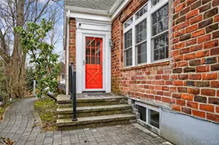 108 La Rue Dr, Huntington, NY 11743 - Photo 3