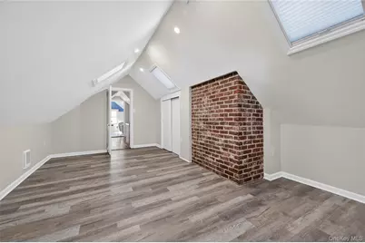 108 La Rue Drive, Huntington, NY 11743 - Photo 23