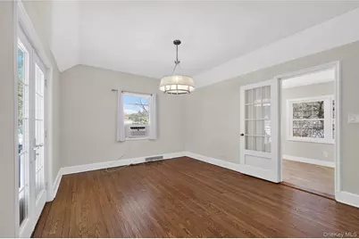 108 La Rue Drive, Huntington, NY 11743 - Photo 7