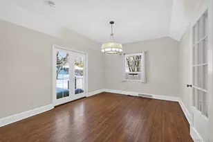 108 La Rue Dr, Huntington, NY 11743 - Photo 7