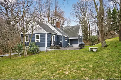 108 La Rue Drive, Huntington, NY 11743 - Photo 25