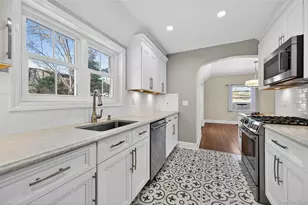 108 La Rue Dr, Huntington, NY 11743 - Photo 11