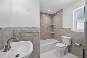 108 La Rue Dr, Huntington, NY 11743 - Photo 13