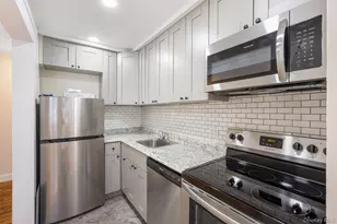 34 Manor Dr, Cornwall, NY 12518 - Photo 3