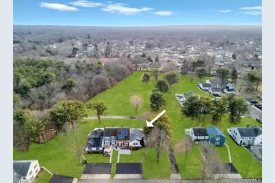 65 Federal Lane, Coram, NY 11727 - Photo 27