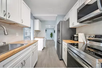 65 Federal Lane, Coram, NY 11727 - Photo 19