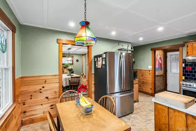 8 Ocean Avenue, Hampton Bays, NY 11946 - Photo 7