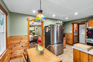 8 Ocean Ave, Hampton Bays, NY 11946 - Photo 7