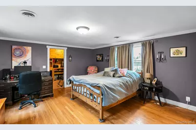 8 Ocean Avenue, Hampton Bays, NY 11946 - Photo 19