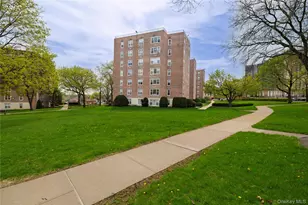 211-35 23 Ave, Bayside, NY 11360 - Photo 21