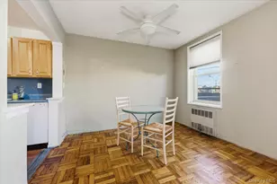 560 W Broadway, Long Beach, NY 11561 - Photo 7