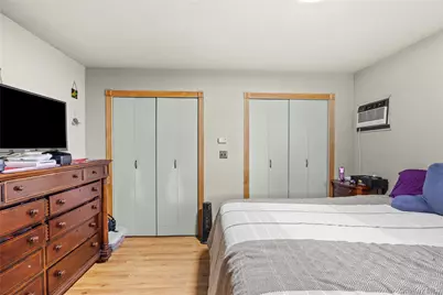 2340 Devon Street, East Meadow, NY 11554 - Photo 15